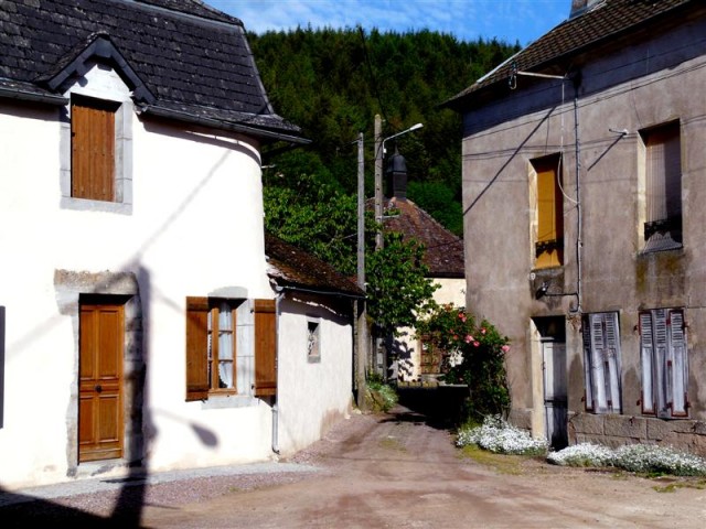 Painting a week  in the Morvan France 9